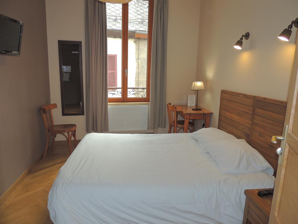 Hotel Des Alpes Le Bourg-dʼOisans Chambre photo